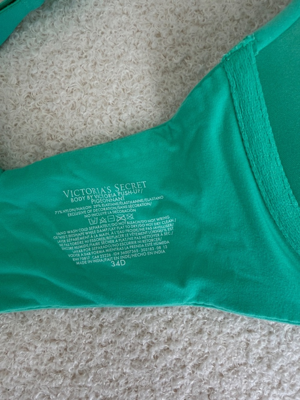 Victoria's Secret Bra - Picture 3 of 3